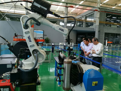 跨界融合促發(fā)展 無錫太湖學(xué)院物聯(lián)網(wǎng)工程學(xué)院領(lǐng)導(dǎo)赴哈工大機(jī)器人集團(tuán)考察交流物聯(lián)網(wǎng)技術(shù)研發(fā)